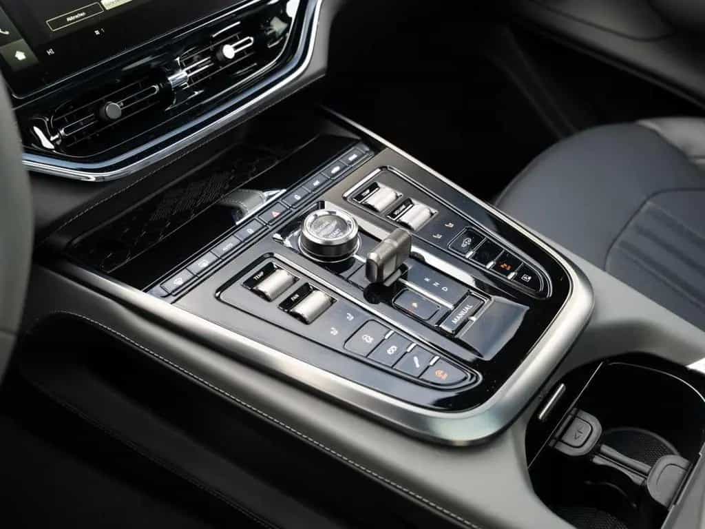 Aston Martin DBX 707 V8 4x4 MY25 02/2025-photo-35