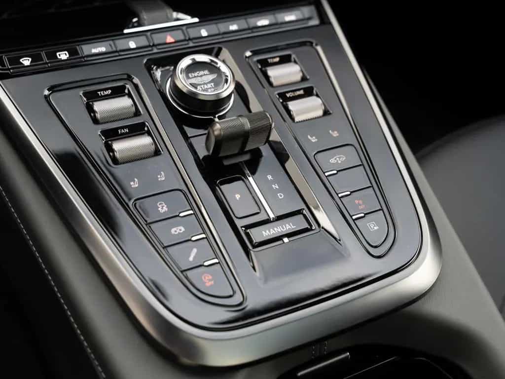 Aston Martin DBX 707 V8 4x4 MY25 02/2025-photo-38