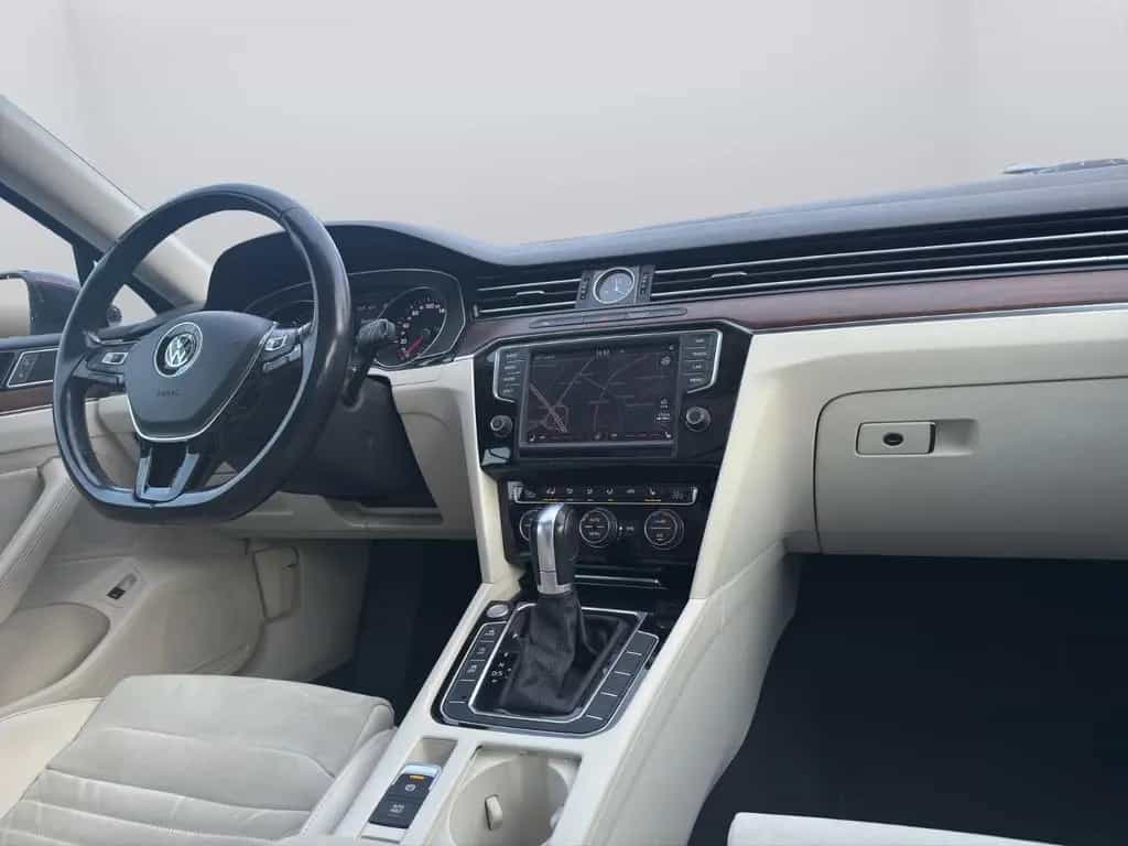 Volkswagen Passat Variant Highline BMT/Start-Stopp 04/2015-photo-10