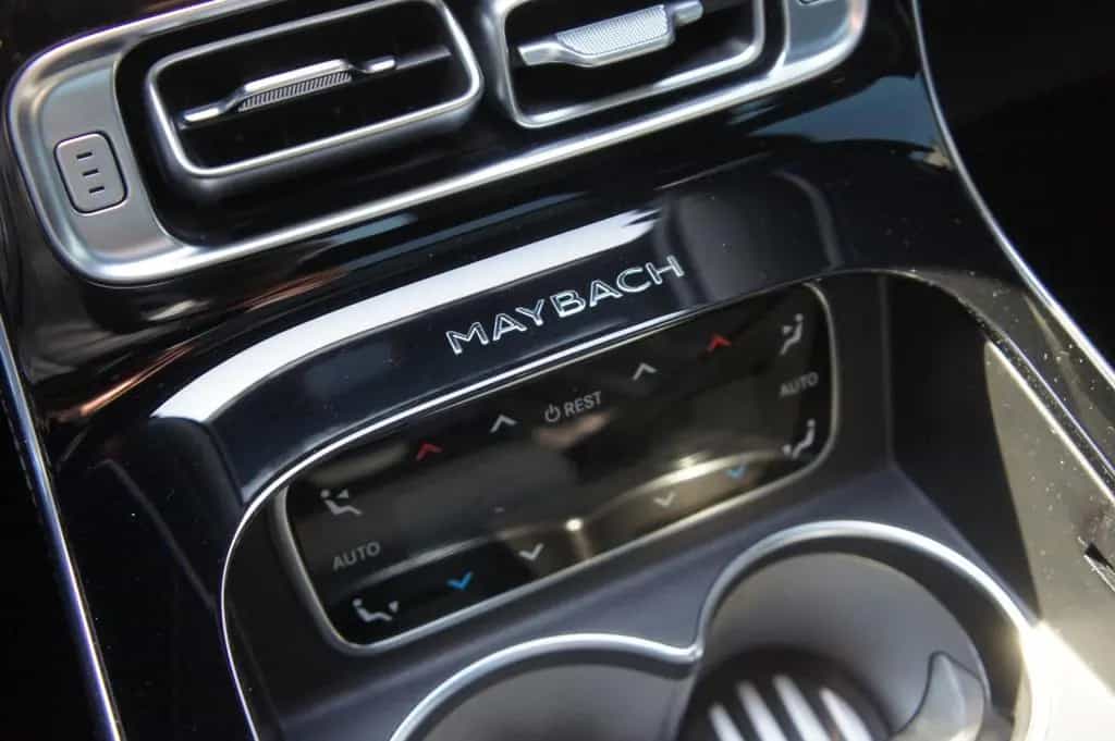 Maybach S 680 L 4M HIGHEND*NP298.985,-€ CHAFFEUR*12 ZYL 12/2021-photo-29