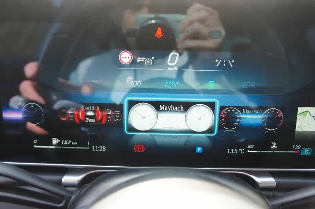 Maybach S 680 L 4M HIGHEND*NP298.985,-€ CHAFFEUR*12 ZYL 12/2021-photo-49