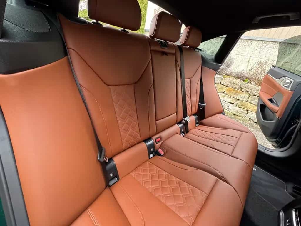 ALPINA B4 3.0 Allrad GT 03/2026-photo-12
