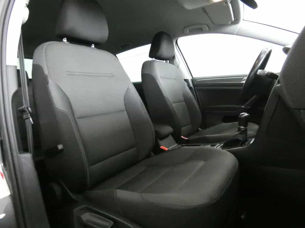 Volkswagen Golf VII 1.4 TSI Comfortline*NAVI*LED*AHK*KAMERA 01/2018-photo-6