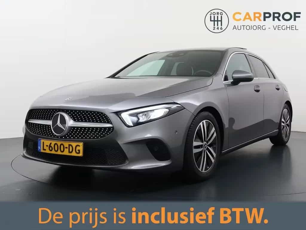 Mercedes-Benz A 180 Business Solution Luxury Panorama dak | si 04/2021-photo-0