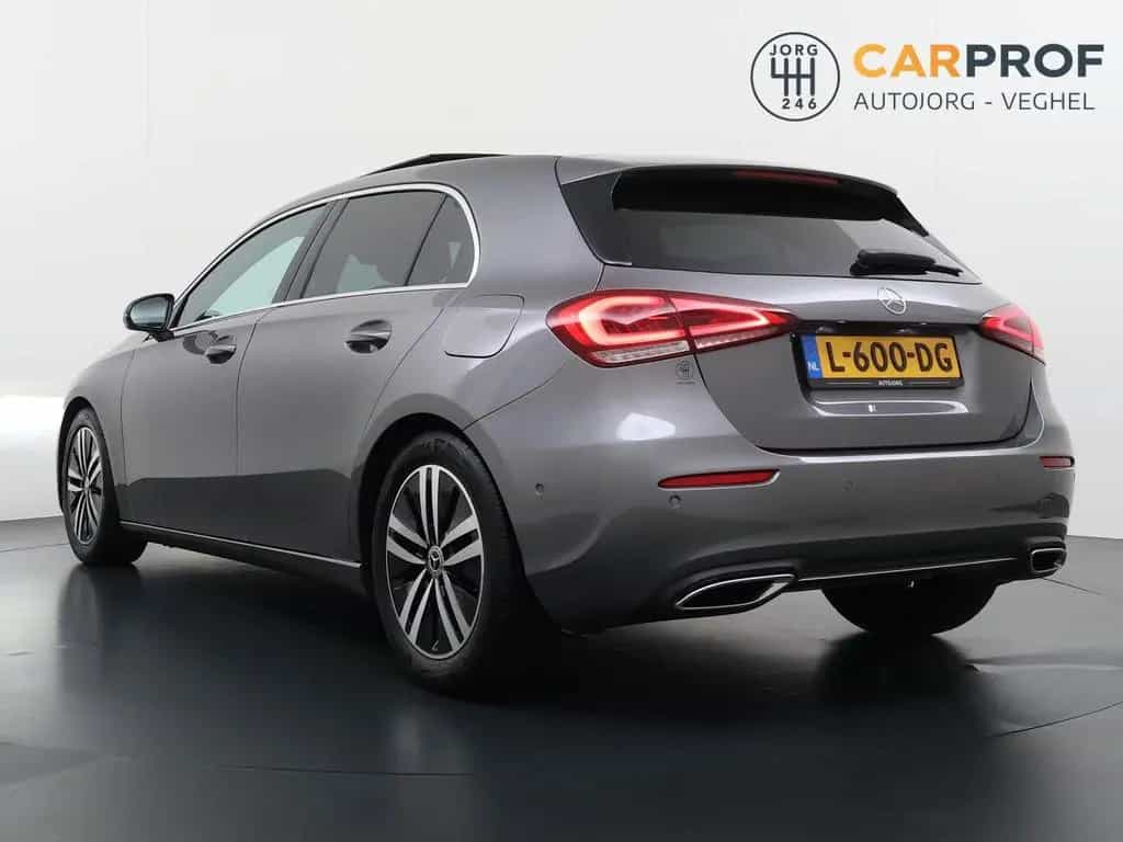 Mercedes-Benz A 180 Business Solution Luxury Panorama dak | si 04/2021-photo-1