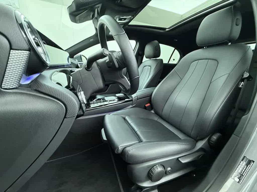 Mercedes-Benz A 180 Business Solution Luxury Panorama dak | si 04/2021-photo-12