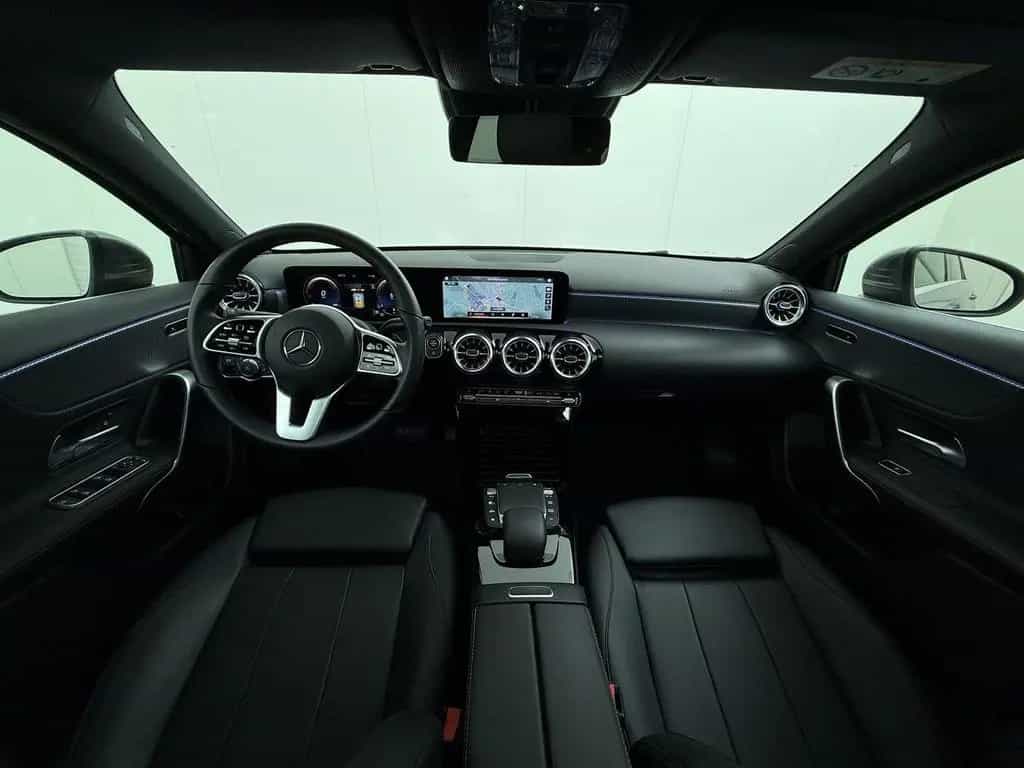 Mercedes-Benz A 180 Business Solution Luxury Panorama dak | si 04/2021-photo-19