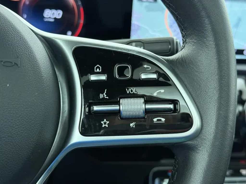 Mercedes-Benz A 180 Business Solution Luxury Panorama dak | si 04/2021-photo-25