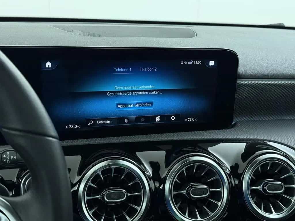 Mercedes-Benz A 180 Business Solution Luxury Panorama dak | si 04/2021-photo-30