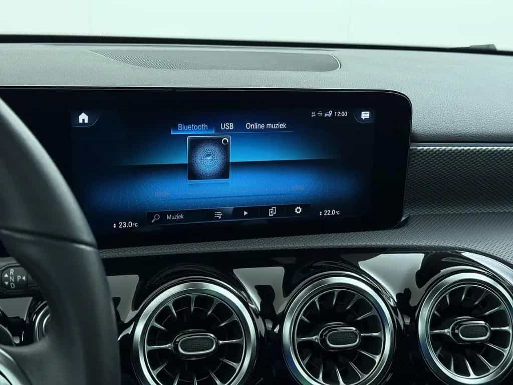 Mercedes-Benz A 180 Business Solution Luxury Panorama dak | si 04/2021-photo-33
