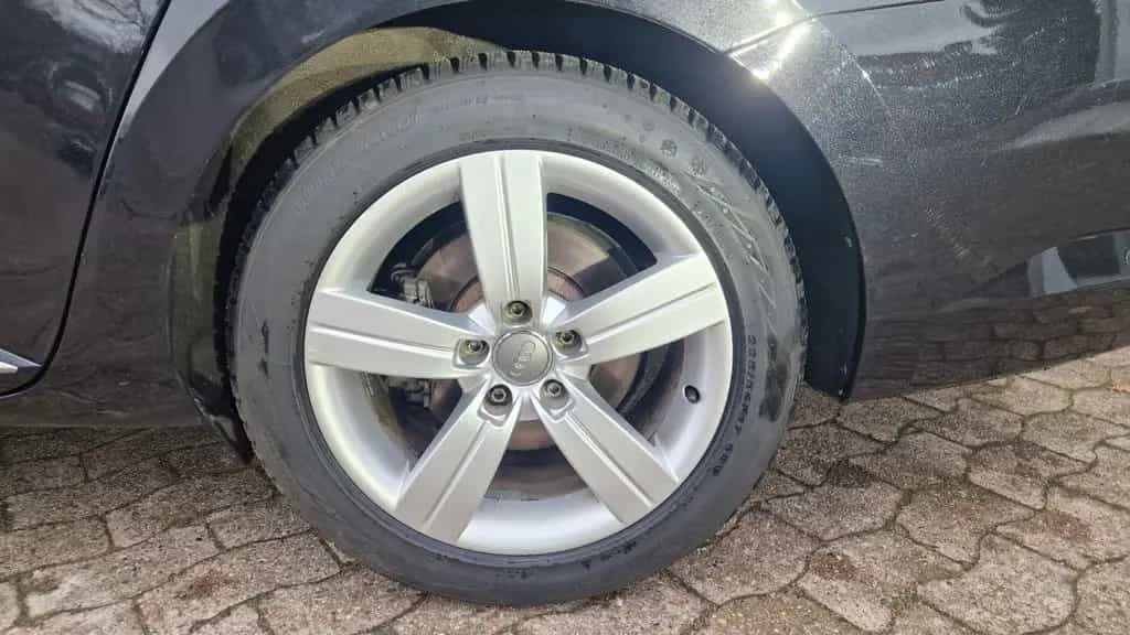 Skoda Superb Combi L&K AHK PANORAMA 02/2020-photo-23