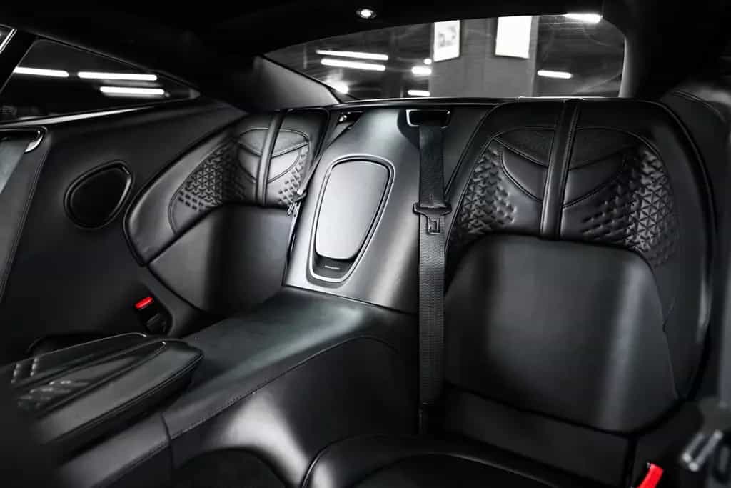 Aston Martin DBS 5.2 V12 05/2022-photo-23