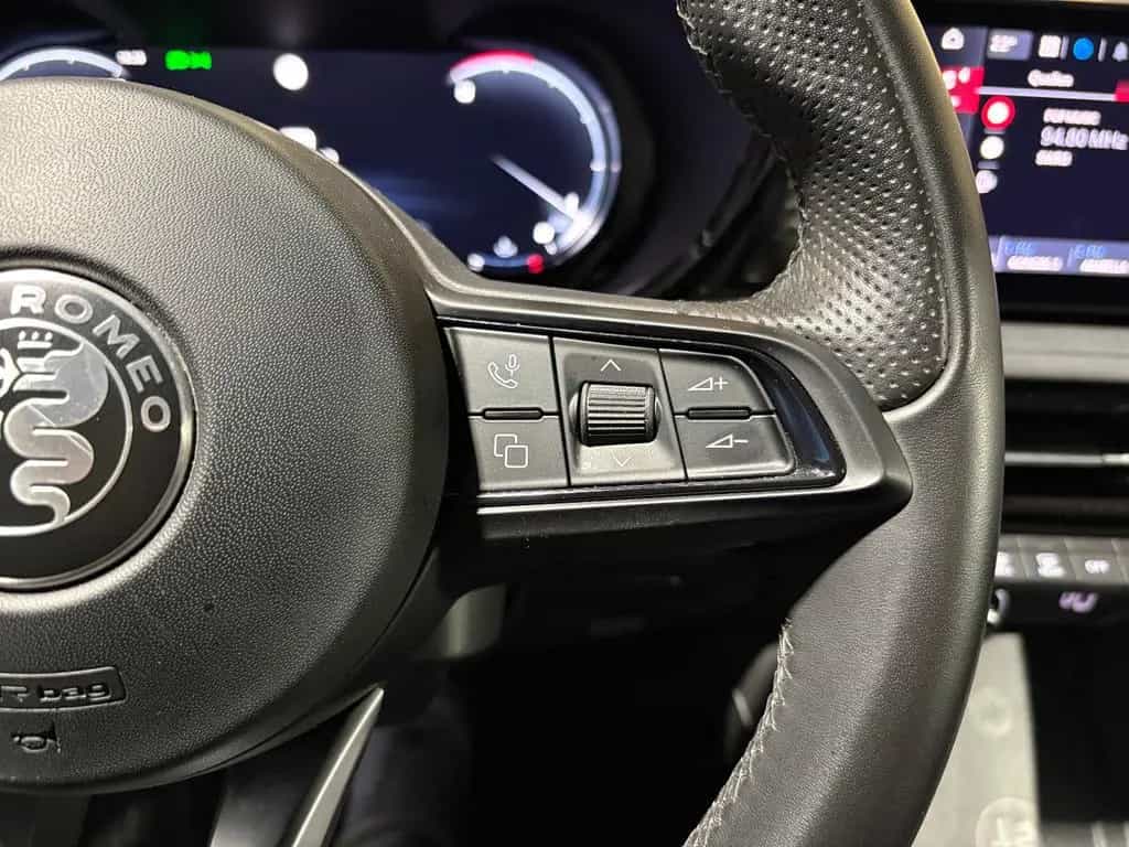 Alfa Romeo Tonale Sprint/APPLE/NAVI/ACC/PDC/SPURHALTE/KLIMA 03/2023-photo-23