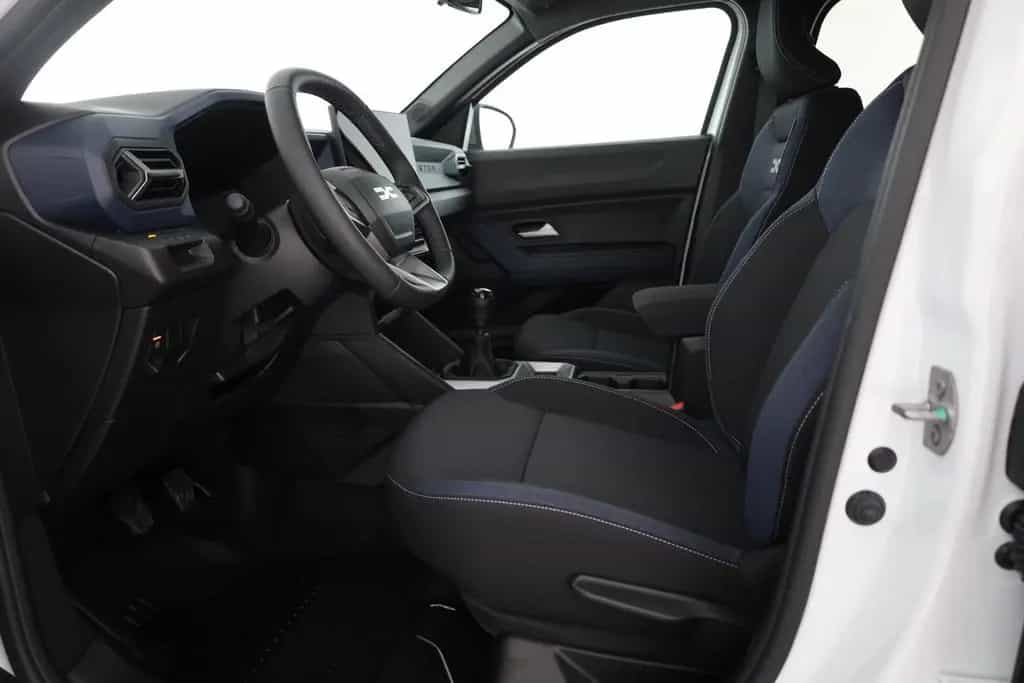 Dacia Duster mHEV 130 LED Navi Kamera Tempomat 11/2025-photo-23