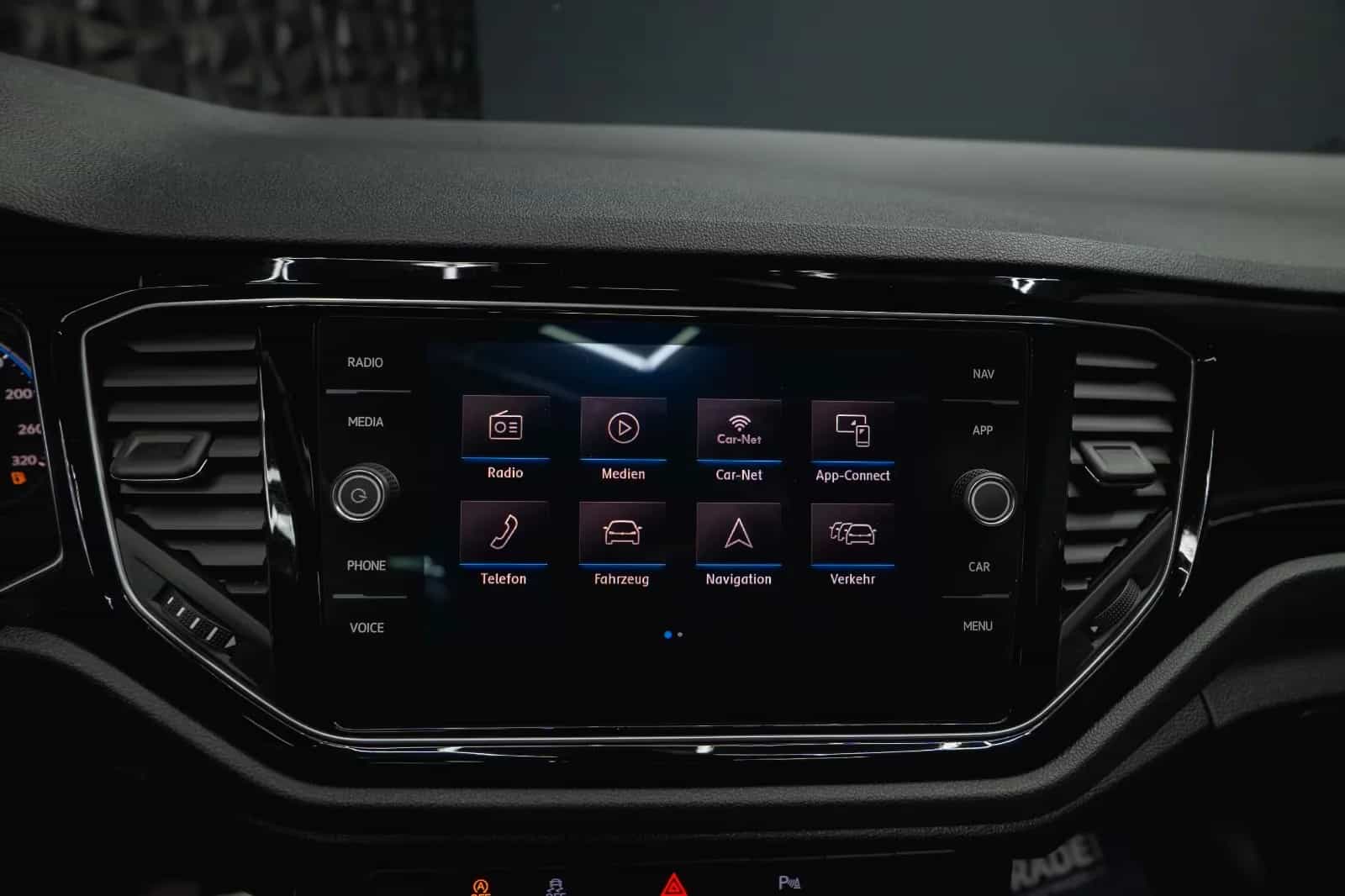 Volkswagen T-Roc R 4Motion 07/2020-photo-31