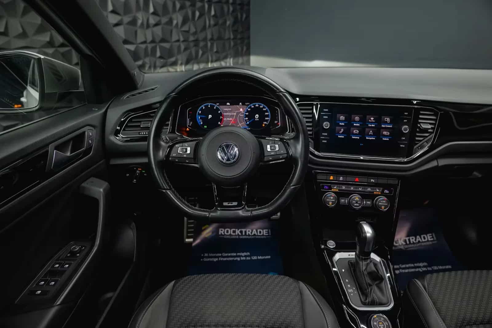 Volkswagen T-Roc R 4Motion 07/2020-photo-32