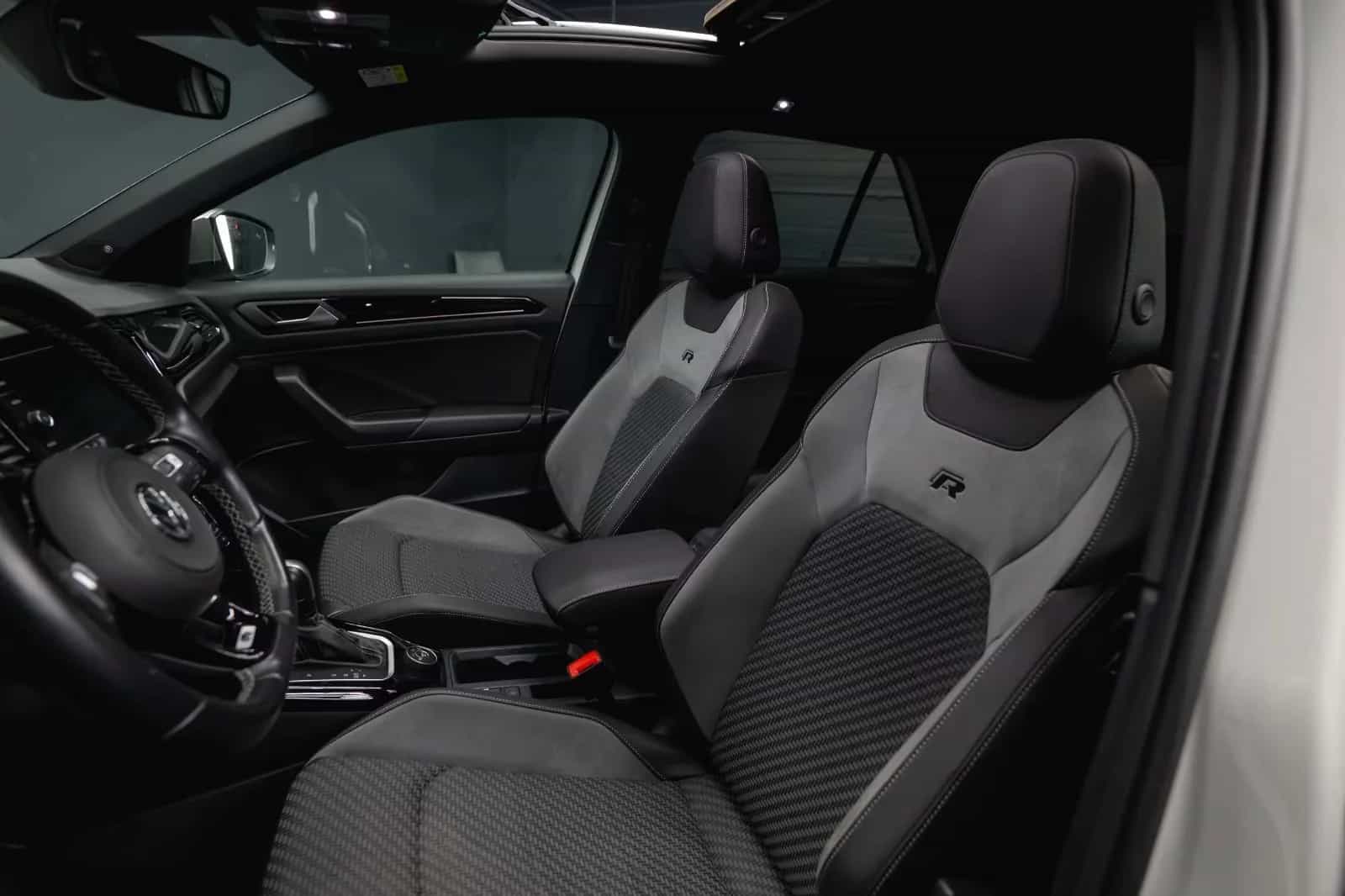 Volkswagen T-Roc R 4Motion 07/2020-photo-38