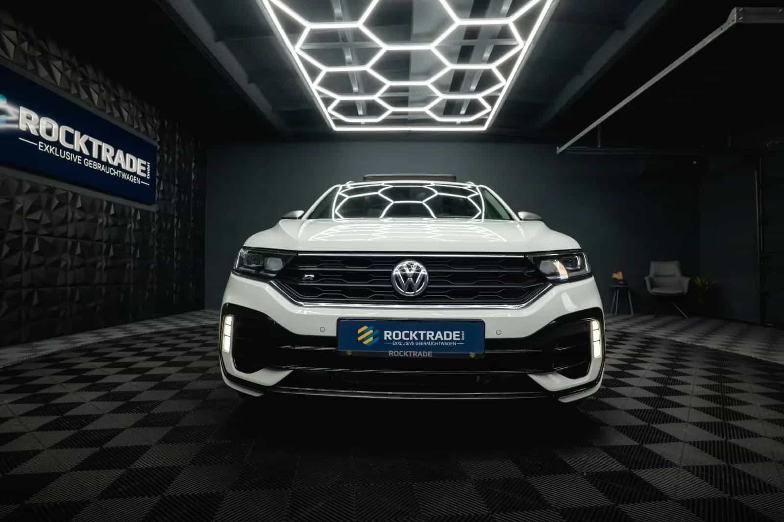 Volkswagen T-Roc R 4Motion 07/2020-photo-6