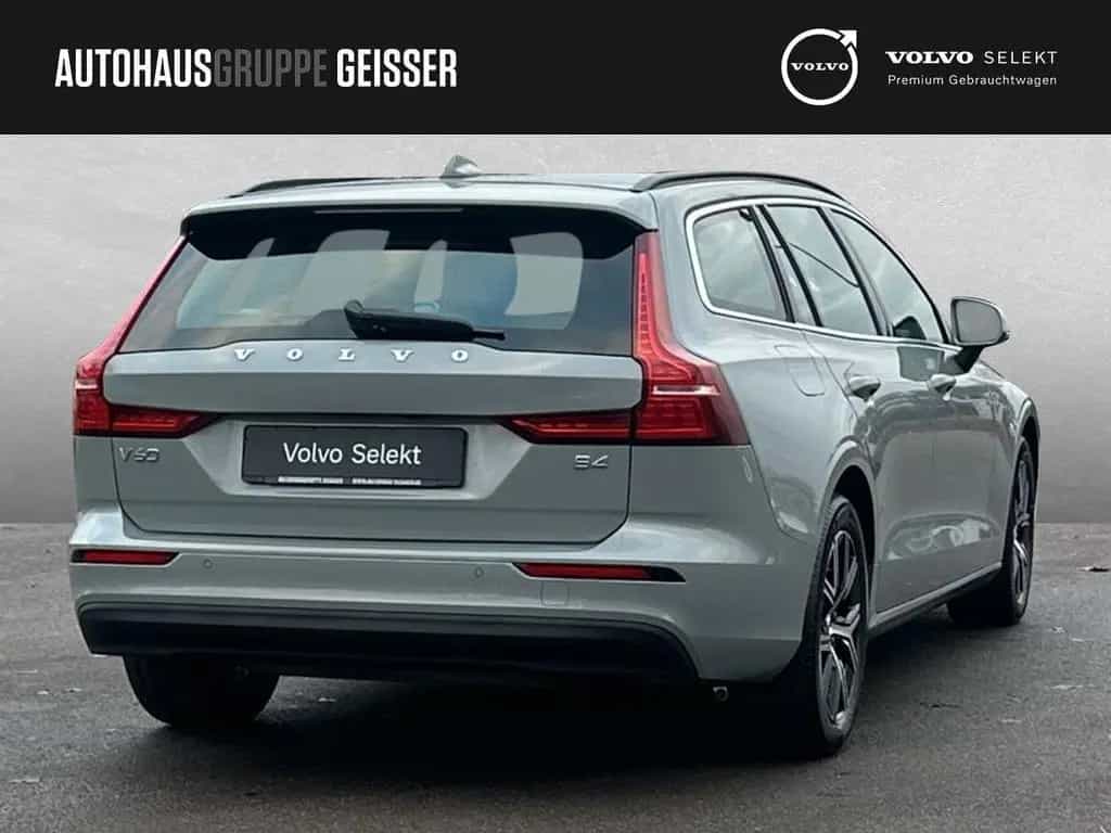 Volvo V60 B4 Mild-Hybrid Core LED 12/2024-photo-6