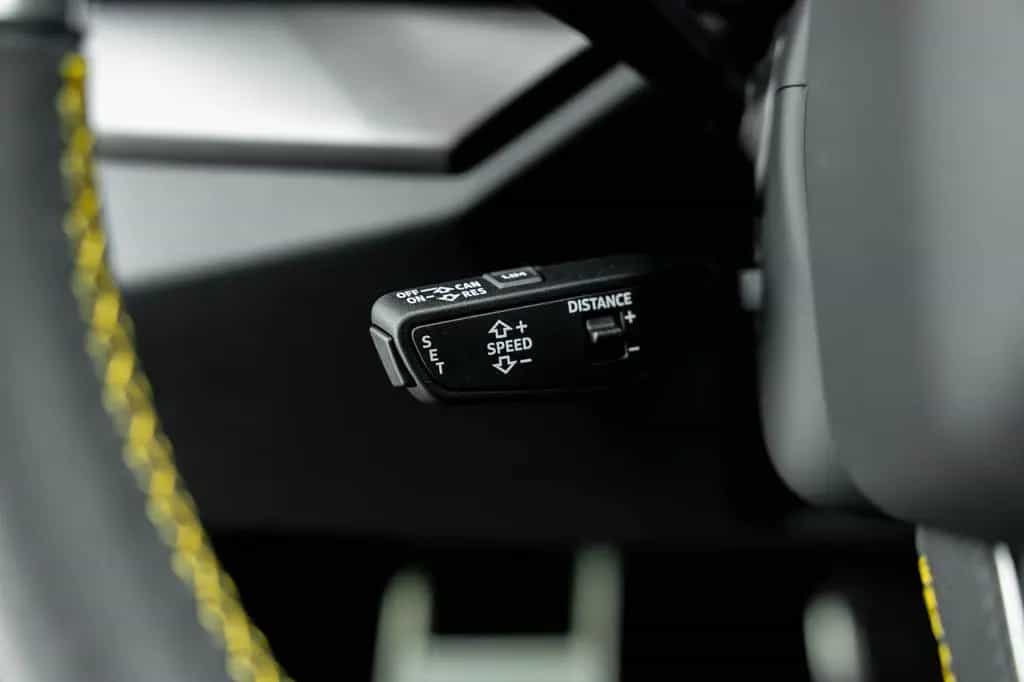Lamborghini Urus S 4.0 V8 Sport, AKRAPOVIC 08/2024-photo-40