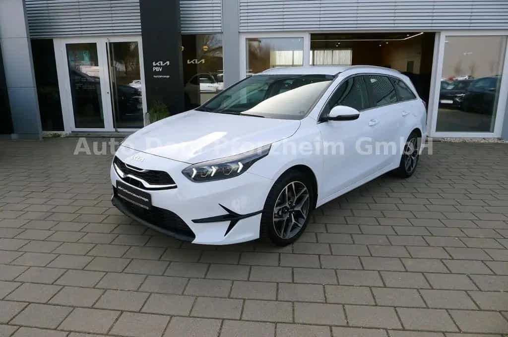 Kia Ceed SW 1,5T DCT Spirit /UVO/NAVI/Kamera 05/2025-photo-0