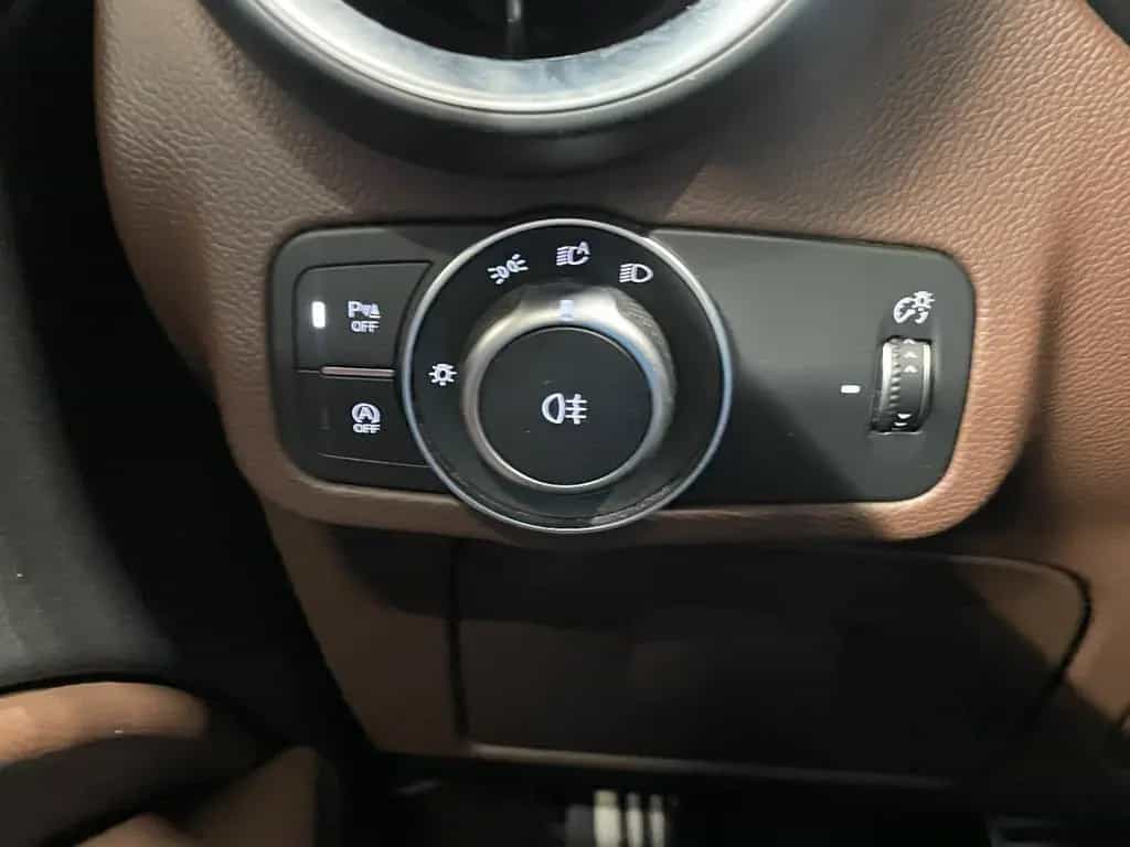 Alfa Romeo Stelvio Super Q4 09/2018-photo-26