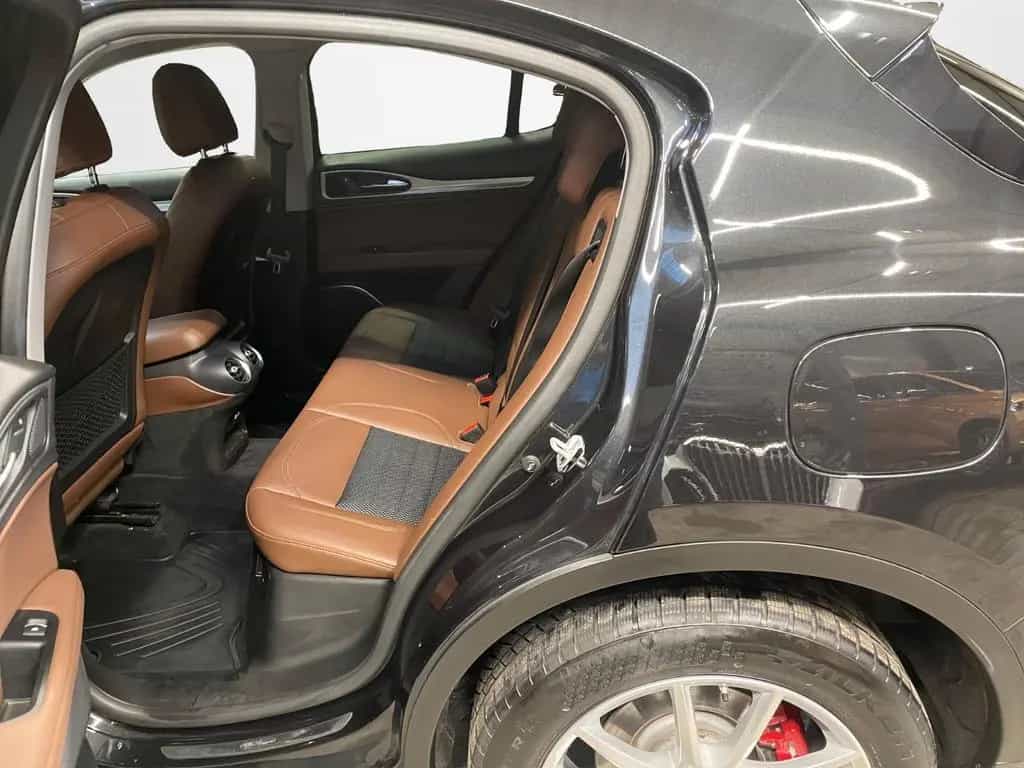 Alfa Romeo Stelvio Super Q4 09/2018-photo-9