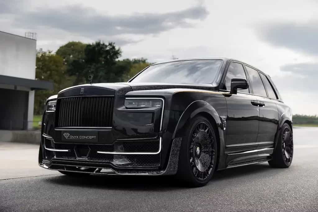 Rolls-Royce Cullinan SERIES II ONYX ASTRALIS EDITION null-photo-1