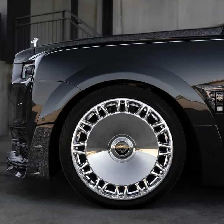 Rolls-Royce Cullinan SERIES II ONYX ASTRALIS EDITION null-photo-13