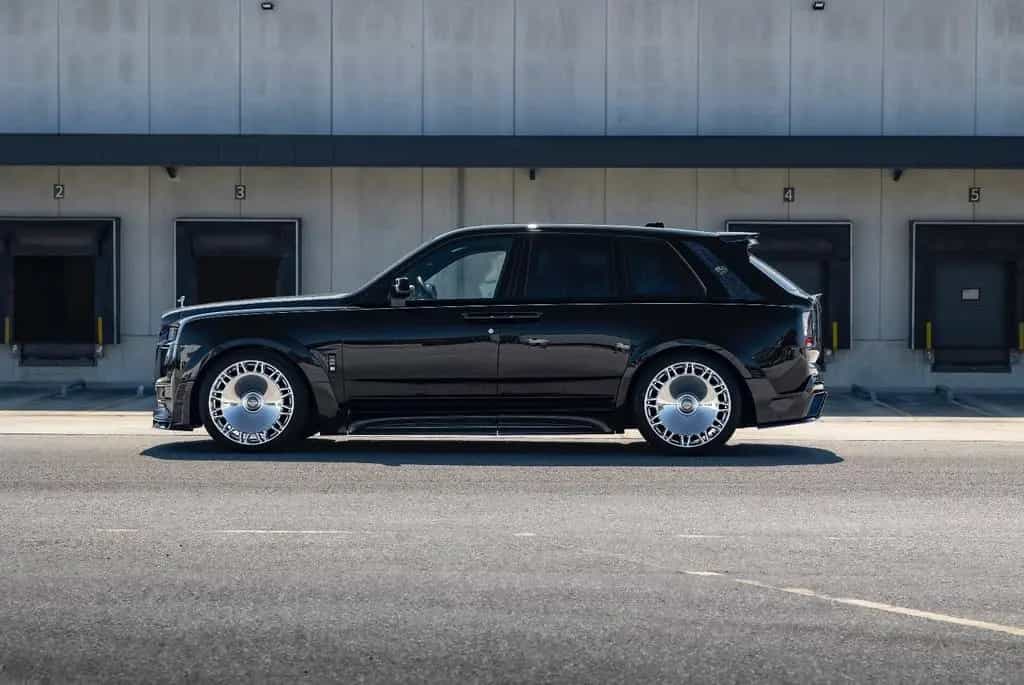 Rolls-Royce Cullinan SERIES II ONYX ASTRALIS EDITION null-photo-7