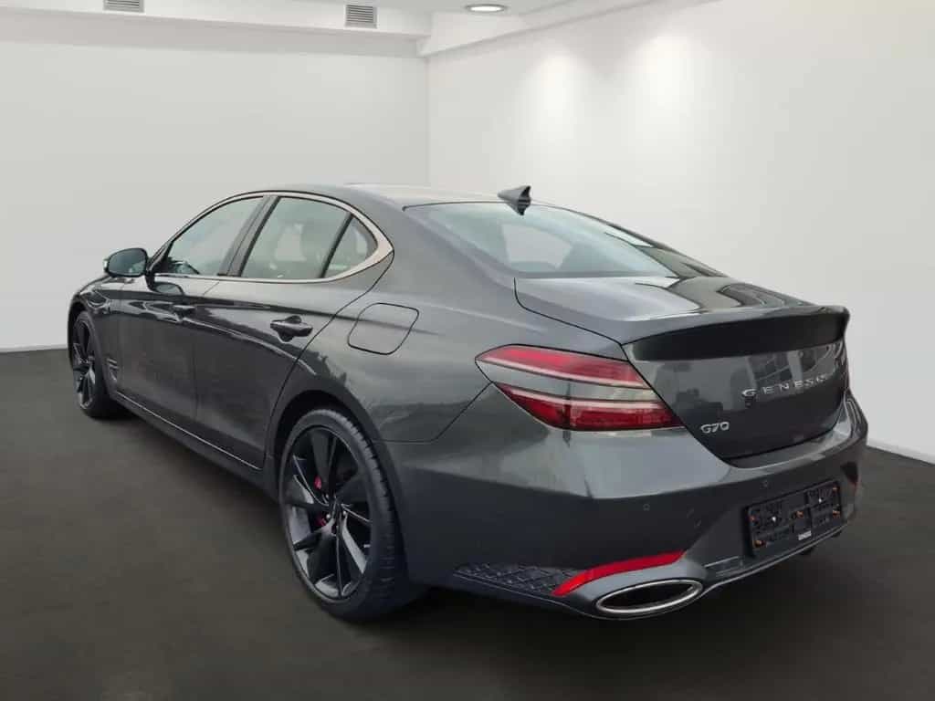Genesis G70 Sport AD Navi Leder Soundsystem 360 Kamera L 07/2025-photo-4