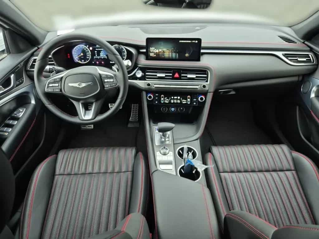 Genesis G70 Shooting Brake Sport 4WD Navi Leder Digitale 07/2025-photo-11