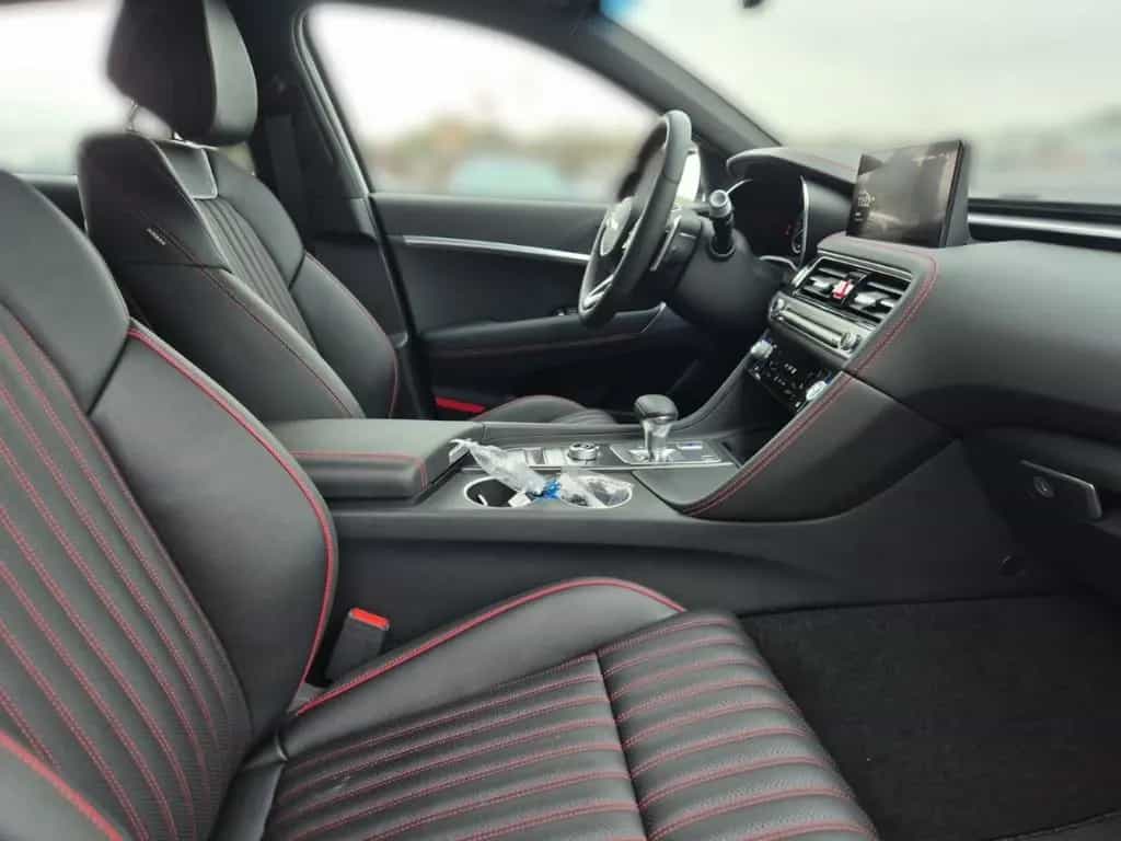 Genesis G70 Shooting Brake Sport 4WD Navi Leder Digitale 07/2025-photo-14
