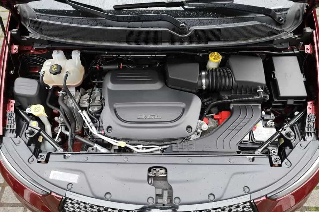 Chrysler Pacifica Touring 3.6 V6/APPLE/ACC/TOTW/SHZ/R17 04/2021-photo-19