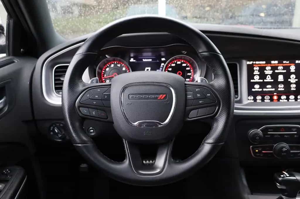 Dodge Charger 5.7 R/T/PerformancePages/TEMP/AMBIE/R20 11/2022-photo-10