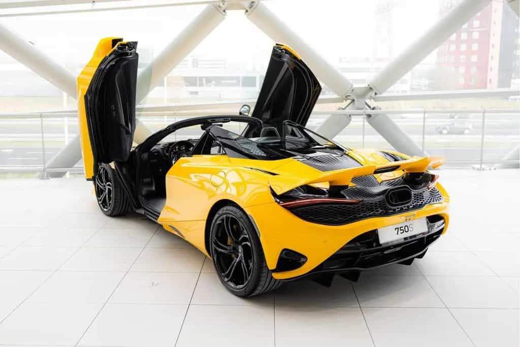 McLaren 750S Spider 4.0 V8 | Volcano Yellow | Electrochr 01/2024-photo-11