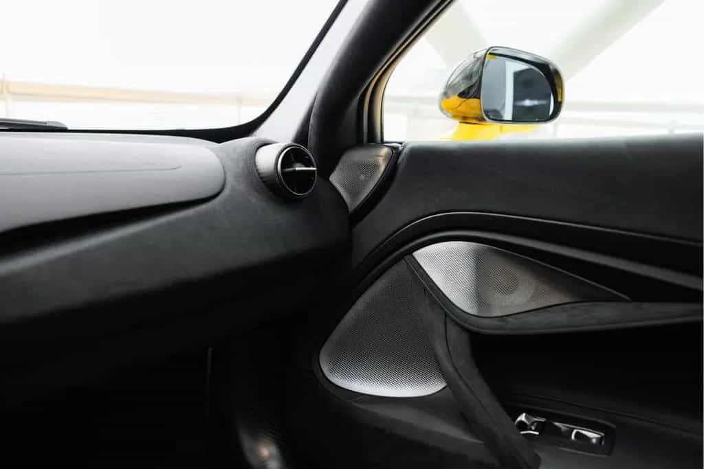 McLaren 750S Spider 4.0 V8 | Volcano Yellow | Electrochr 01/2024-photo-44