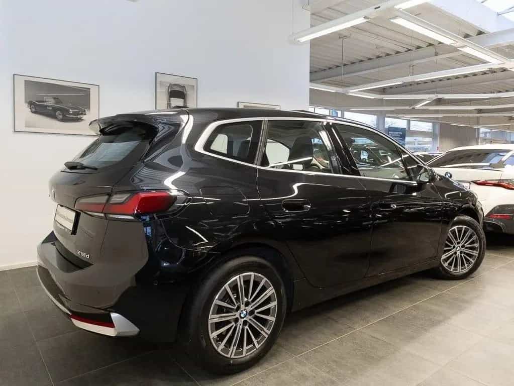 BMW 2 Series 218d Luxury Line HUD PANO ACC AHK RFK NAVI LED 09/2022-photo-1