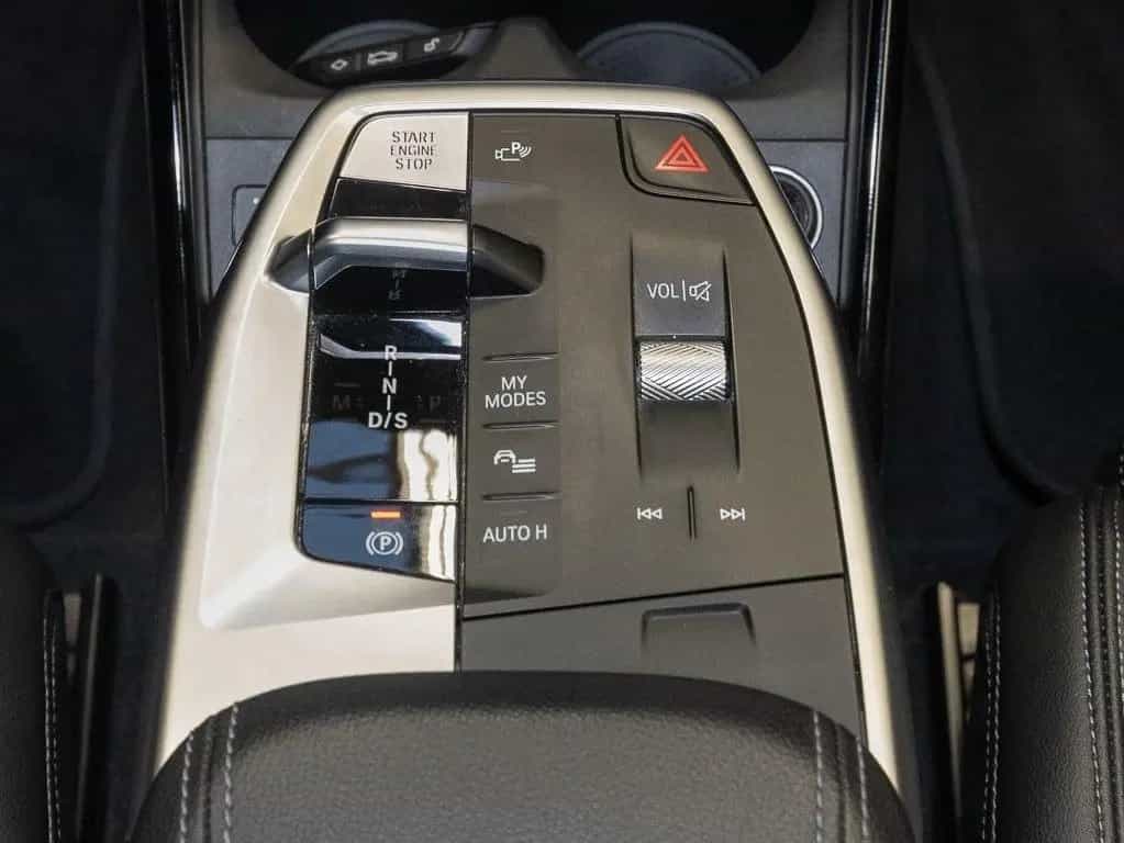 BMW 2 Series 218d Luxury Line HUD PANO ACC AHK RFK NAVI LED 09/2022-photo-8