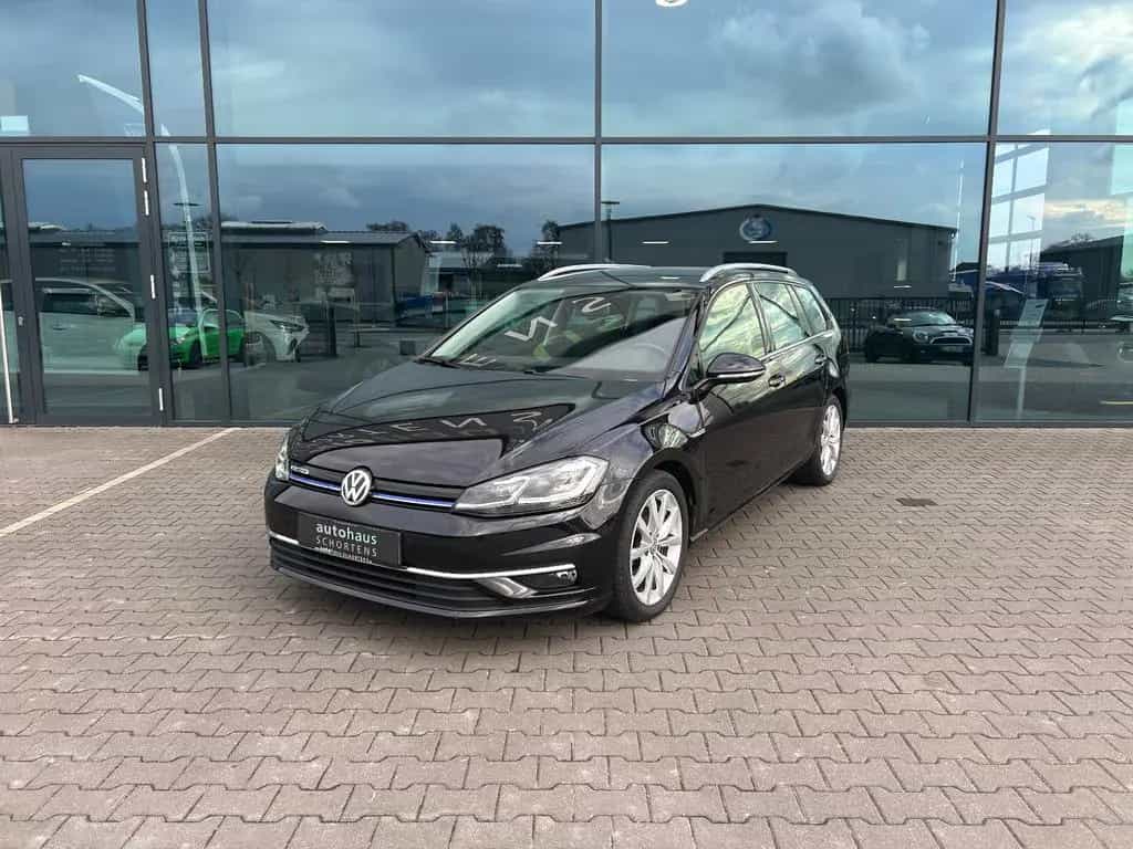 Volkswagen Golf VII Var. 1.5 TSI Highline DSG LED Einparkh. 11/2017-photo-0
