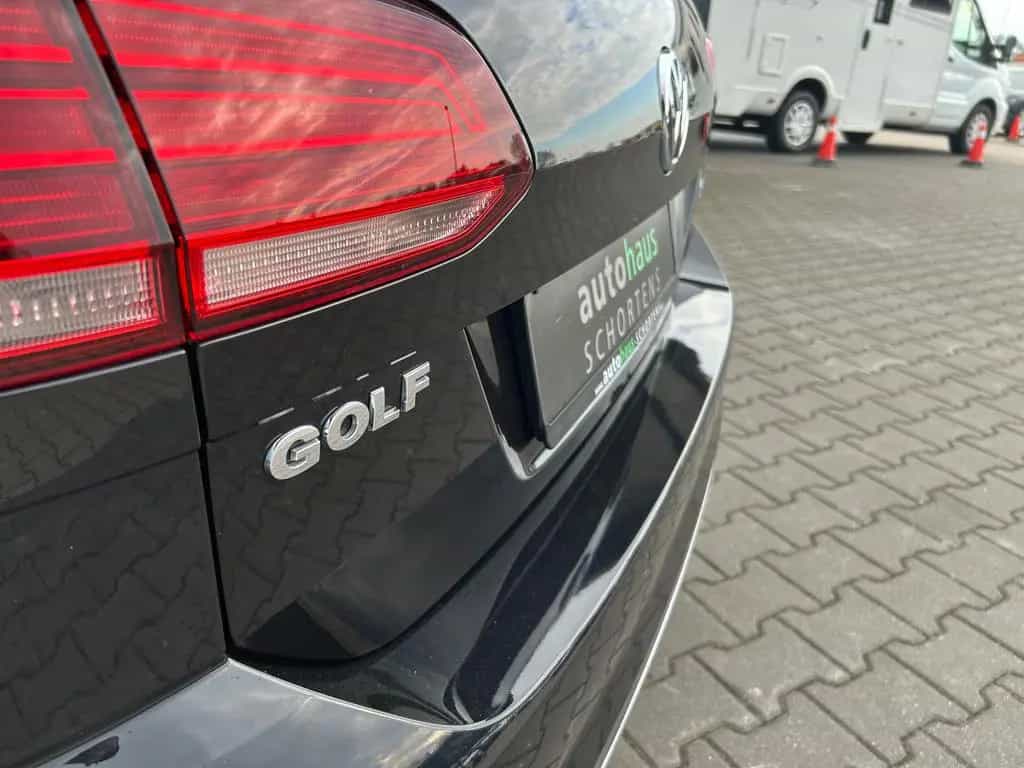 Volkswagen Golf VII Var. 1.5 TSI Highline DSG LED Einparkh. 11/2017-photo-27