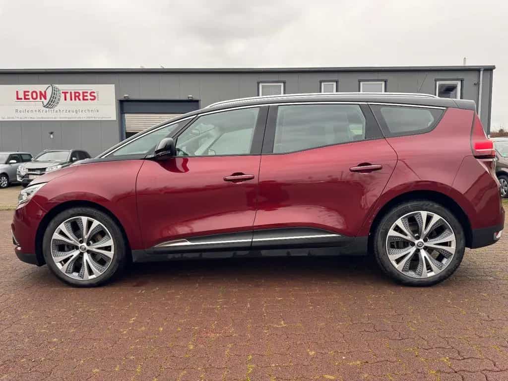 Renault Grand Scenic 08/2017-photo-4