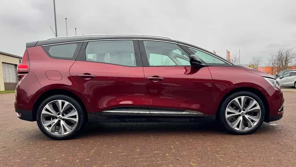 Renault Grand Scenic 08/2017-photo-6