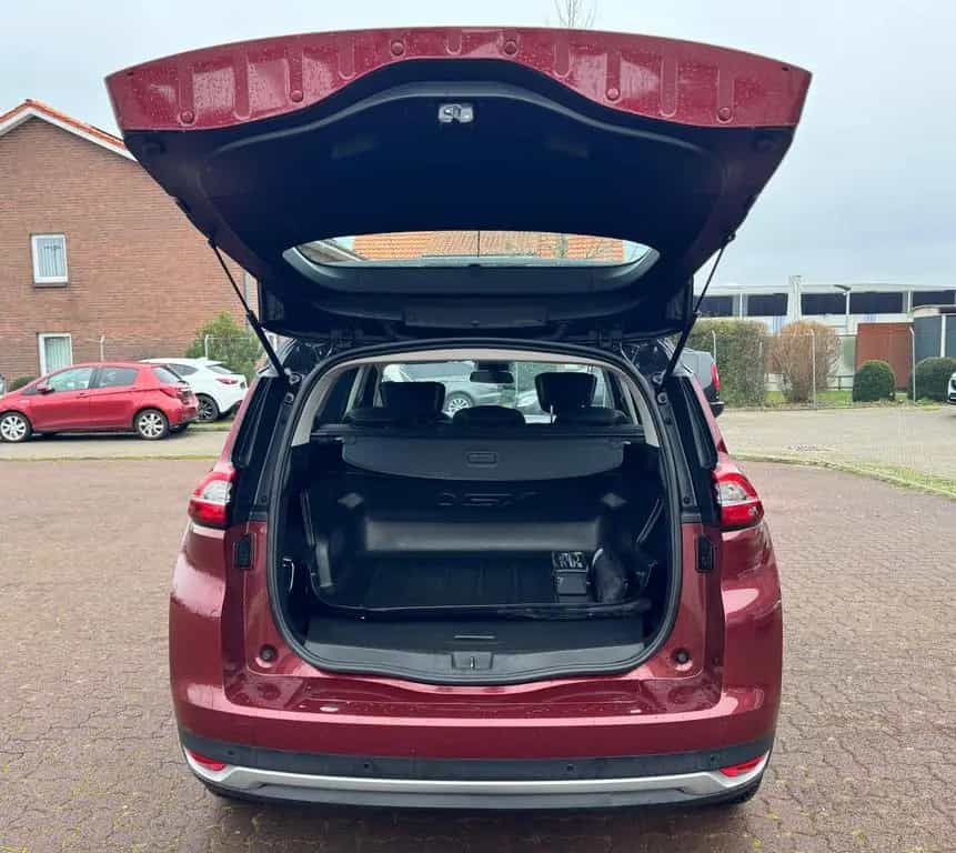 Renault Grand Scenic 08/2017-photo-8