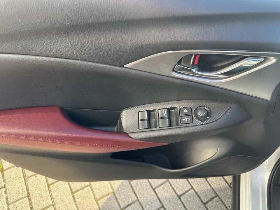 Mazda CX-3 SPORTS RFK Klimaaut Sitzheizg Freisprech RV 06/2018-photo-5