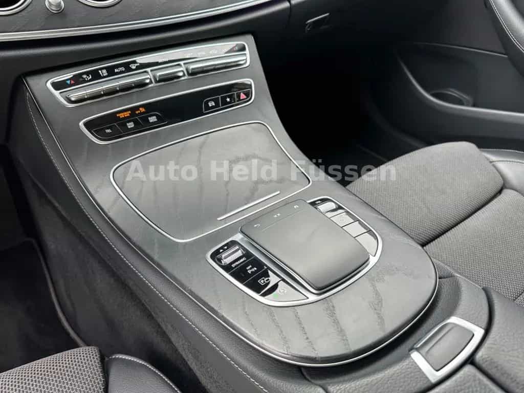 Mercedes-Benz E-Class Lim 4Matic NIGHT AUT LED KAM WIDE DISTR 04/2022-photo-16