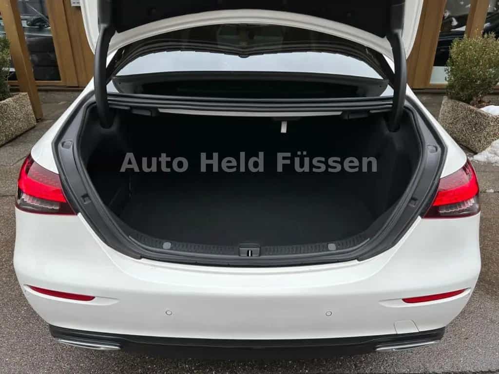 Mercedes-Benz E-Class Lim 4Matic NIGHT AUT LED KAM WIDE DISTR 04/2022-photo-26
