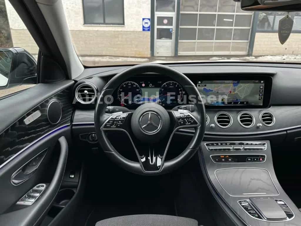 Mercedes-Benz E-Class Lim 4Matic NIGHT AUT LED KAM WIDE DISTR 04/2022-photo-8