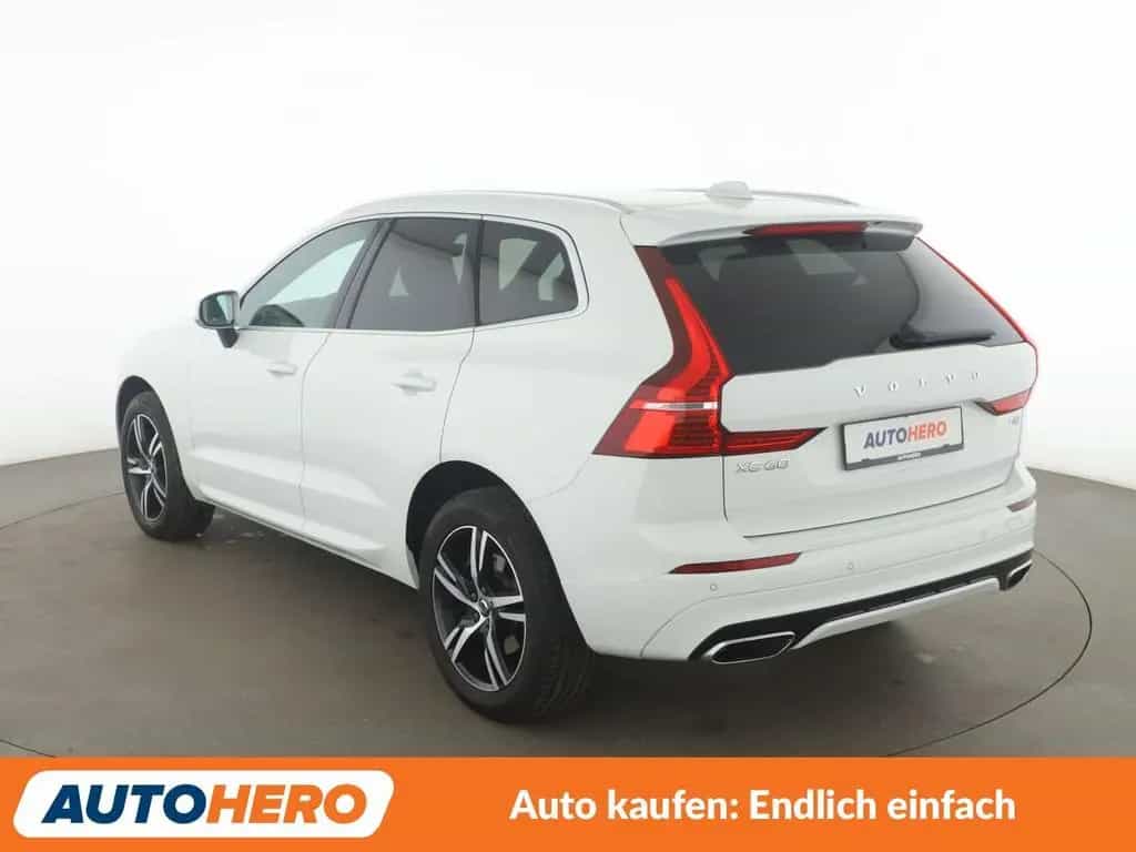 Volvo XC60 2.0 T4 R Design 2WD Aut.*NAV*LED*ACC*PDC*SH 05/2019-photo-3