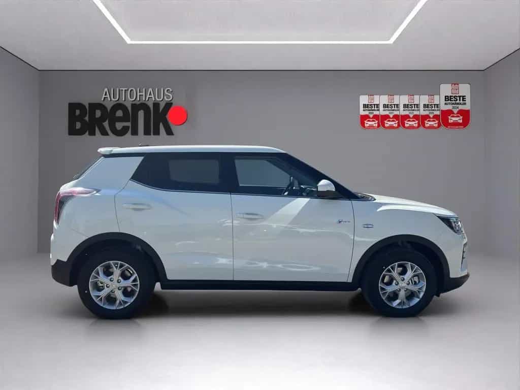 KGM Tivoli Nomad 1.5 2WD *SHZ/RFK/ab 179€/0€ Anz.* null-photo-6